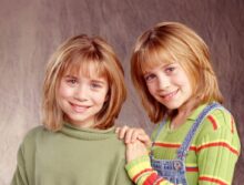 Ashley a Mary-Kate Olsen v roce 1998