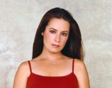 Holly Marie Combs jako Piper Halliwell v seriálu Čarodějky