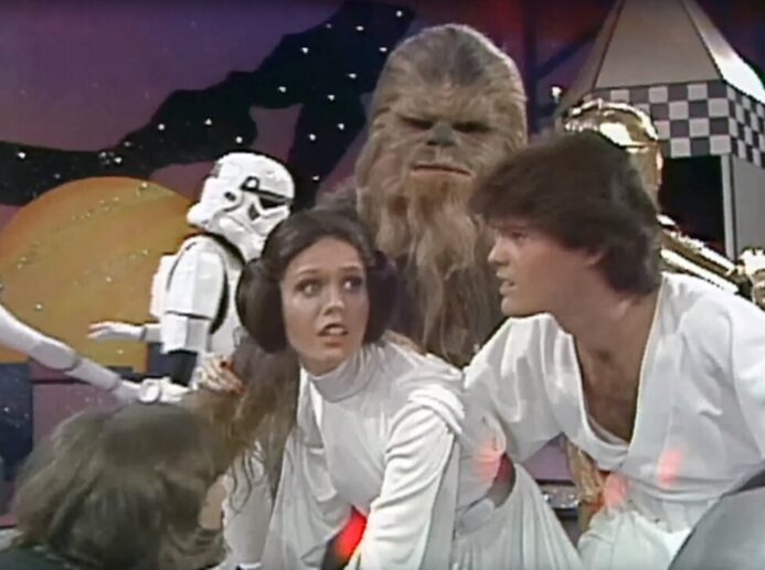 A DISTURBANCE IN THE FORCE, Scéna z THE STAR WARS HOLIDAY SPECIAL