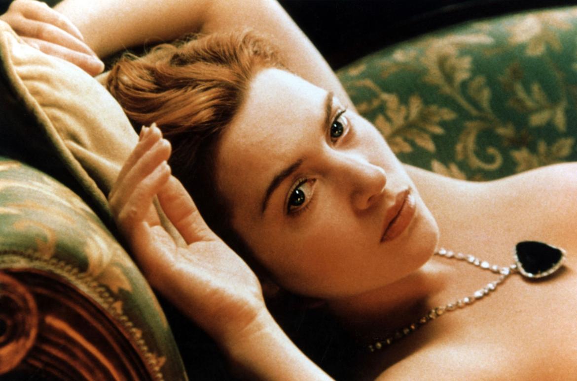 Kate Winslet ve své slavné nahé scéně ve filmu Titanic (1997) Jamese Camerona