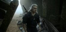 Henry Cavill jako Geralt z Rivie v seriálu Zaklínač.