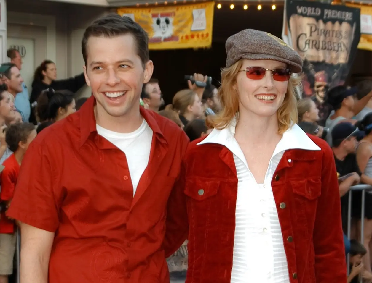 Jon Cryer s první manželkou Sarah Trigger na premiéře filmu Piráti z Karibiku: Prokletí Černé perly v roce 2003.