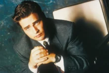 Jason Priestley se proslavil jako Brandon Walsh v Beverly Hills 90210.