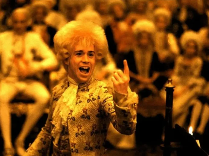 Amadeus (na snímku Tom Hulce)