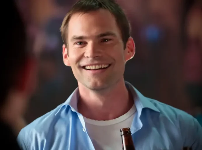 Sean William Scott jako Stifler v komedii Prci, prci, prcičky.