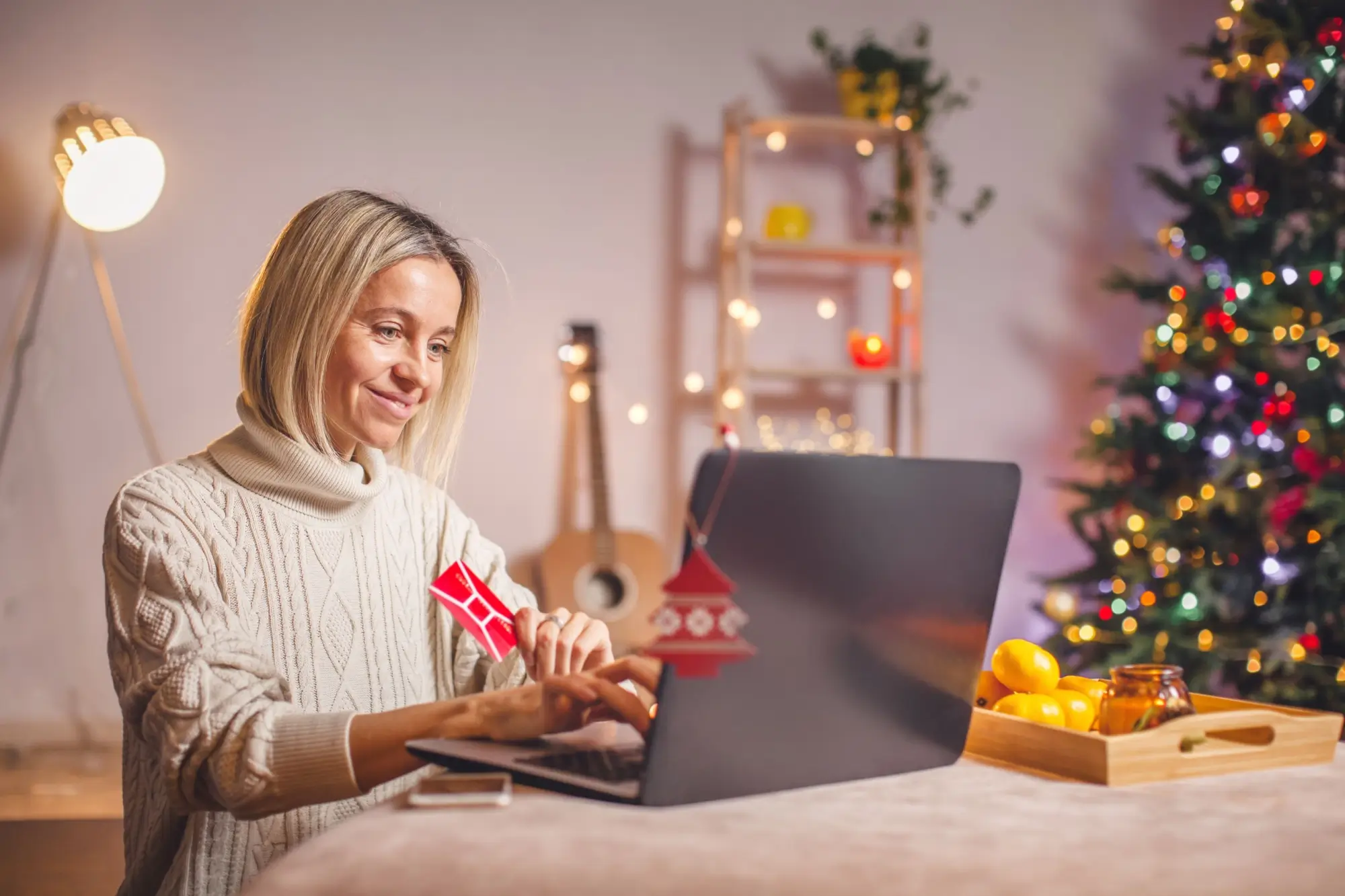 Stále více nakupuje online, což je pohodlnější a rychlejší. 