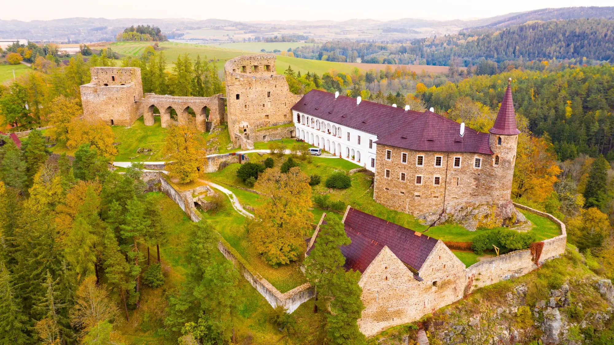 Hrad Velhartice a část Borku u Velhartic