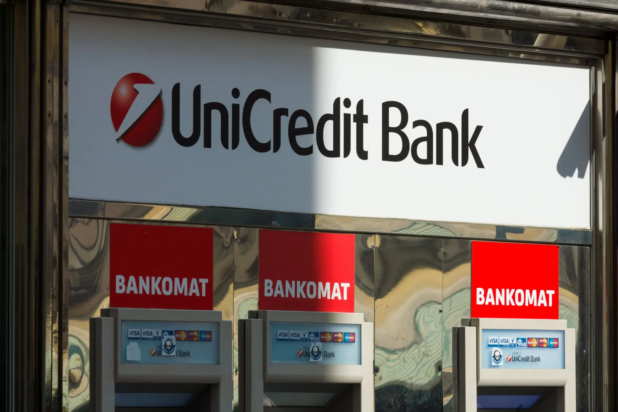 Bankomaty UniCredit Bank