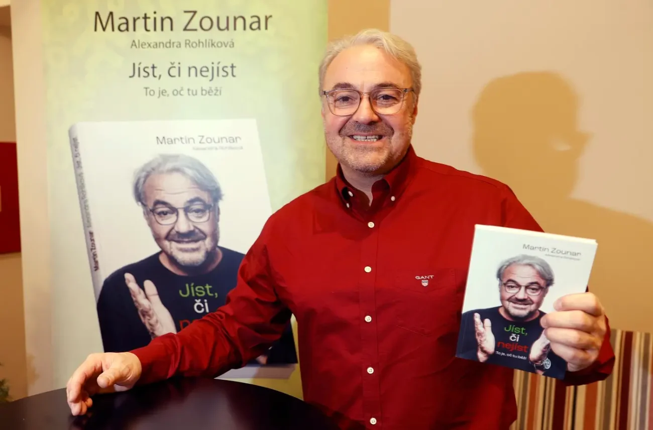 Martin Zounar na křestu své knihy. 