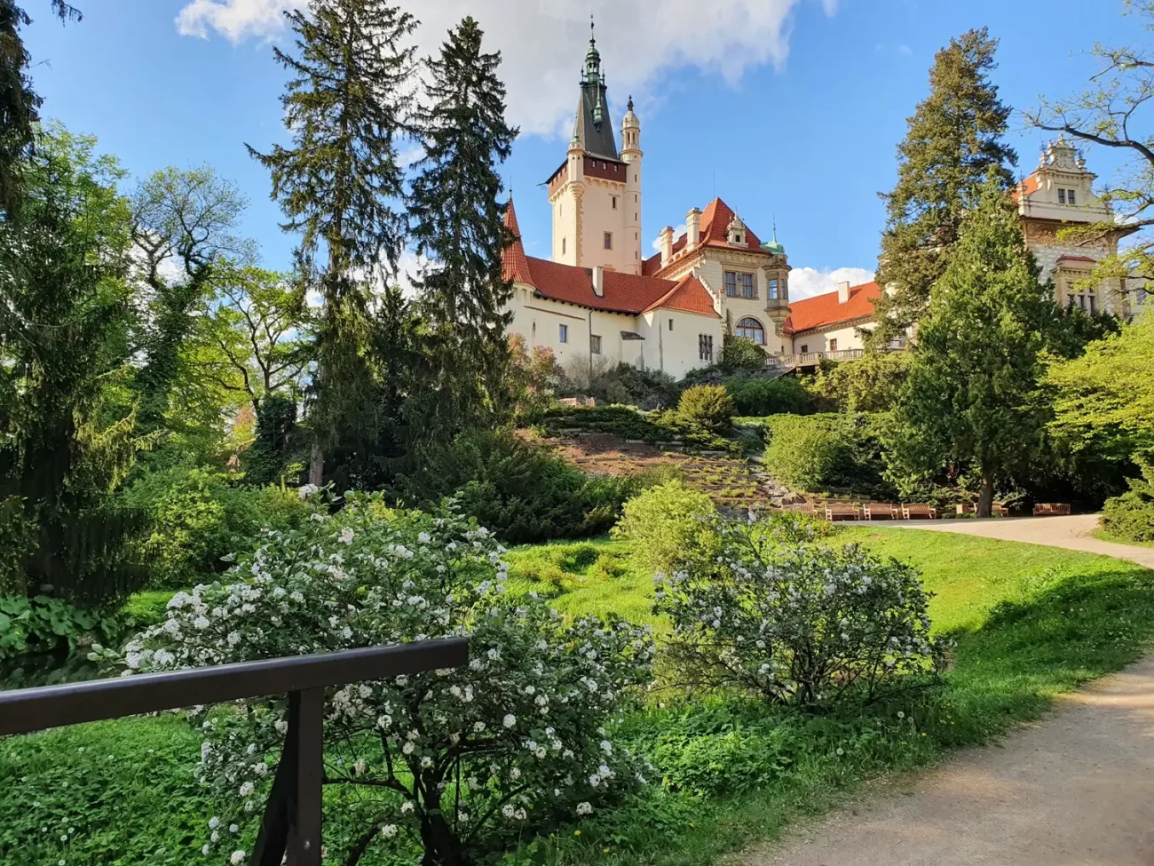 Průhonický zámek